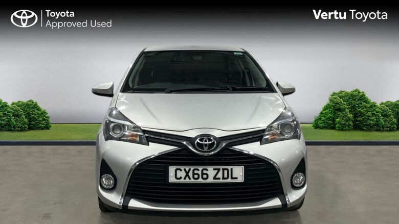Toyota Yaris 1.33 VVT-i Icon 5dr Petrol Hatchback